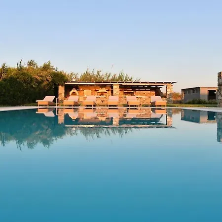 Nyaraló Sunray Paros Front 2 Bedroom House Next To Kite Sports *