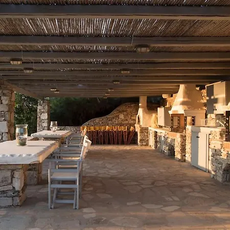 Nyaraló Sunray Paros Front 2 Bedroom House Next To Kite Sports