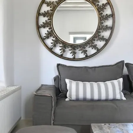 Sunray Paros Front 2 Bedroom House Next To Kite Sports *