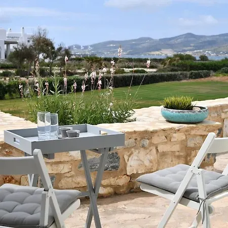 Sunray Paros Front 2 Bedroom House Next To Kite Sports
