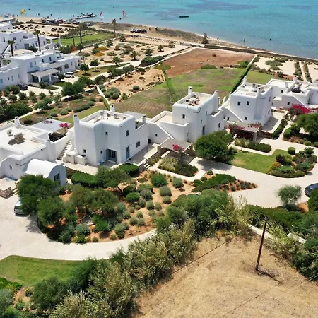 Sunray Paros Front 2 Bedroom House Next To Kite Sports Púnda