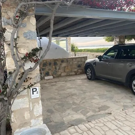 Sunray Paros Front 2 Bedroom House Next To Kite Sports Ferienhaus