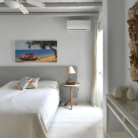 Sunray Paros Front 2 Bedroom House Next To Kite Sports Ferienhaus