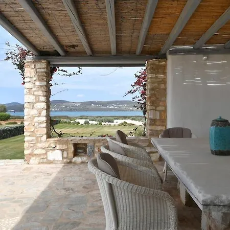 Sunray Paros Front 2 Bedroom House Next To Kite Sports *