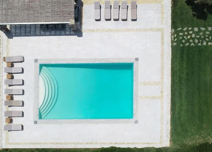 Sunray Paros Front 2 Bedroom House Next To Kite Sports