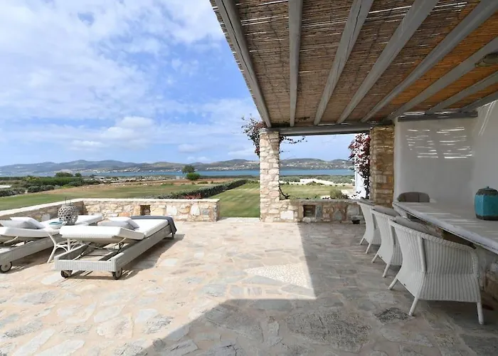 Sunray Paros Front 2 Bedroom House Next To Kite Sports