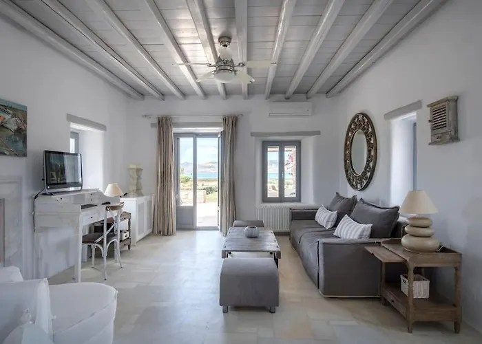 Sunray Paros Front 2 Bedroom House Next To Kite Sports Casa vacanze Pounda