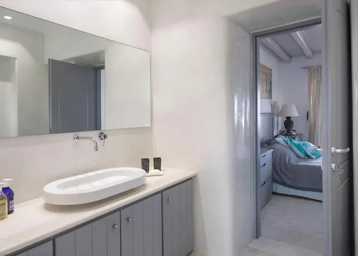 Casa vacanze Sunray Paros Front 2 Bedroom House Next To Kite Sports